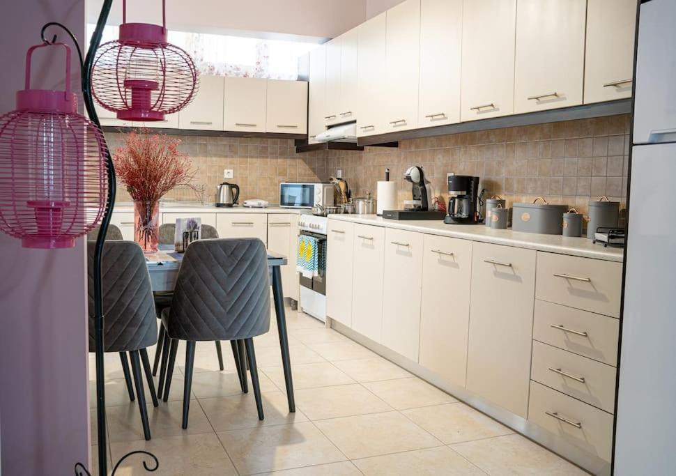 Luxury Apartments Platánion المظهر الخارجي الصورة